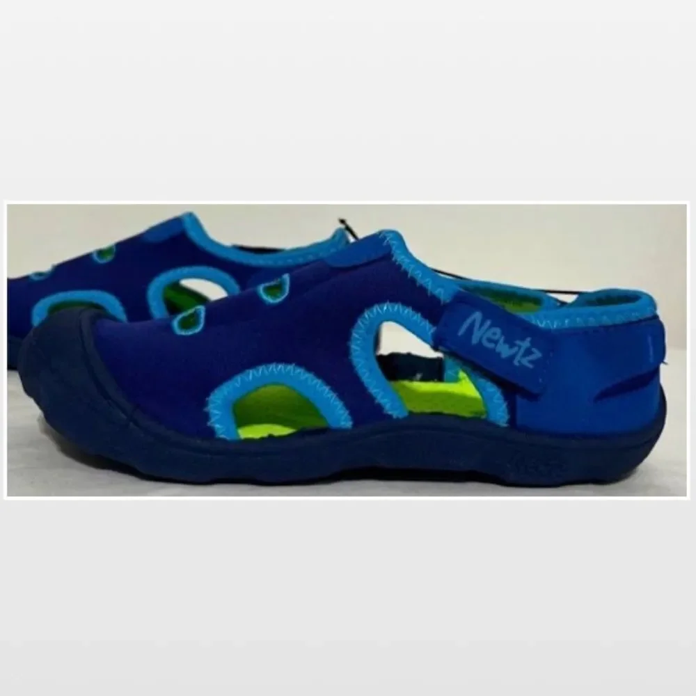 New Kid Boy Size 13/1 Blue Water Shoes